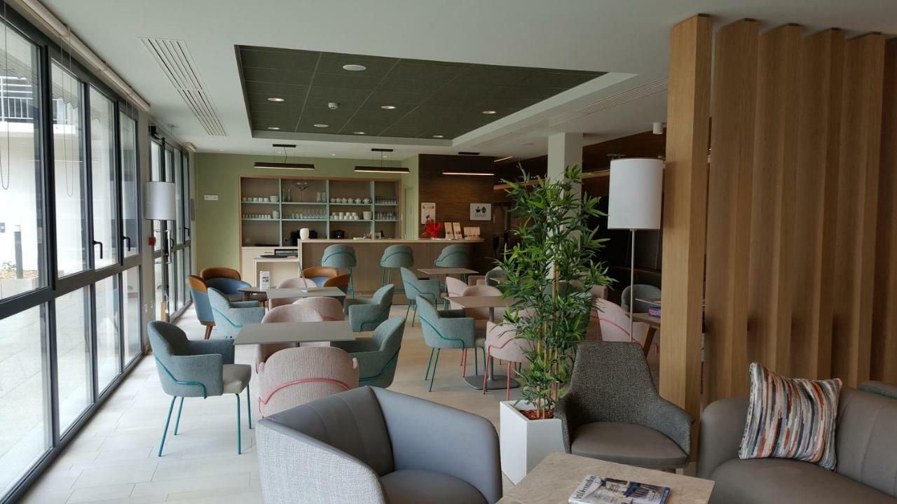 Aparthotel Domitys - Les Robes D'Airain Caen Esterno foto