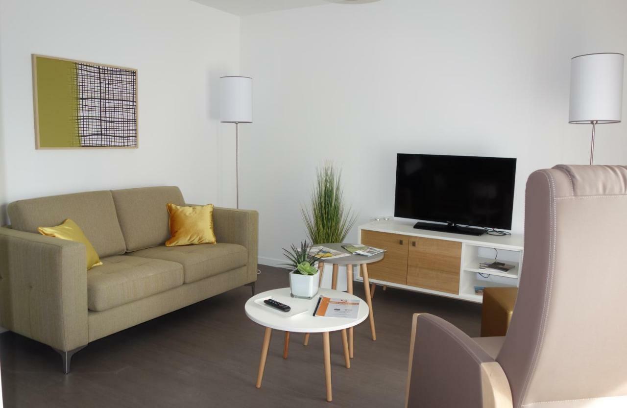 Aparthotel Domitys - Les Robes D'Airain Caen Esterno foto
