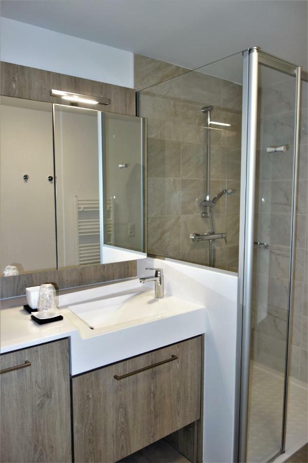 Aparthotel Domitys - Les Robes D'Airain Caen Esterno foto